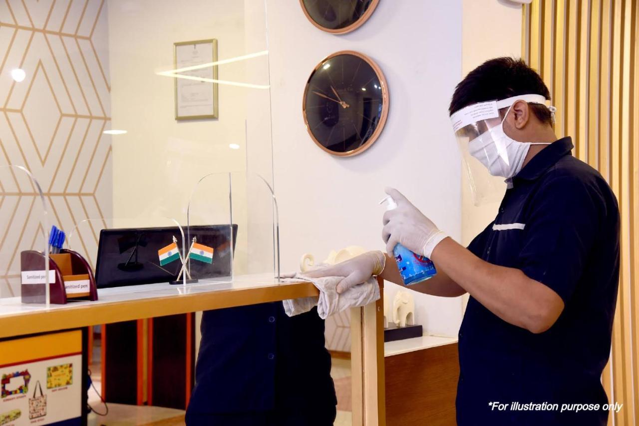 Oyo 69647 Yash Lodge Jabalpur Ngoại thất bức ảnh