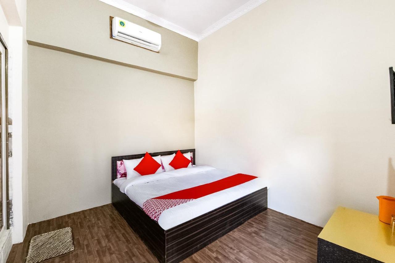 Oyo 69647 Yash Lodge Jabalpur Ngoại thất bức ảnh